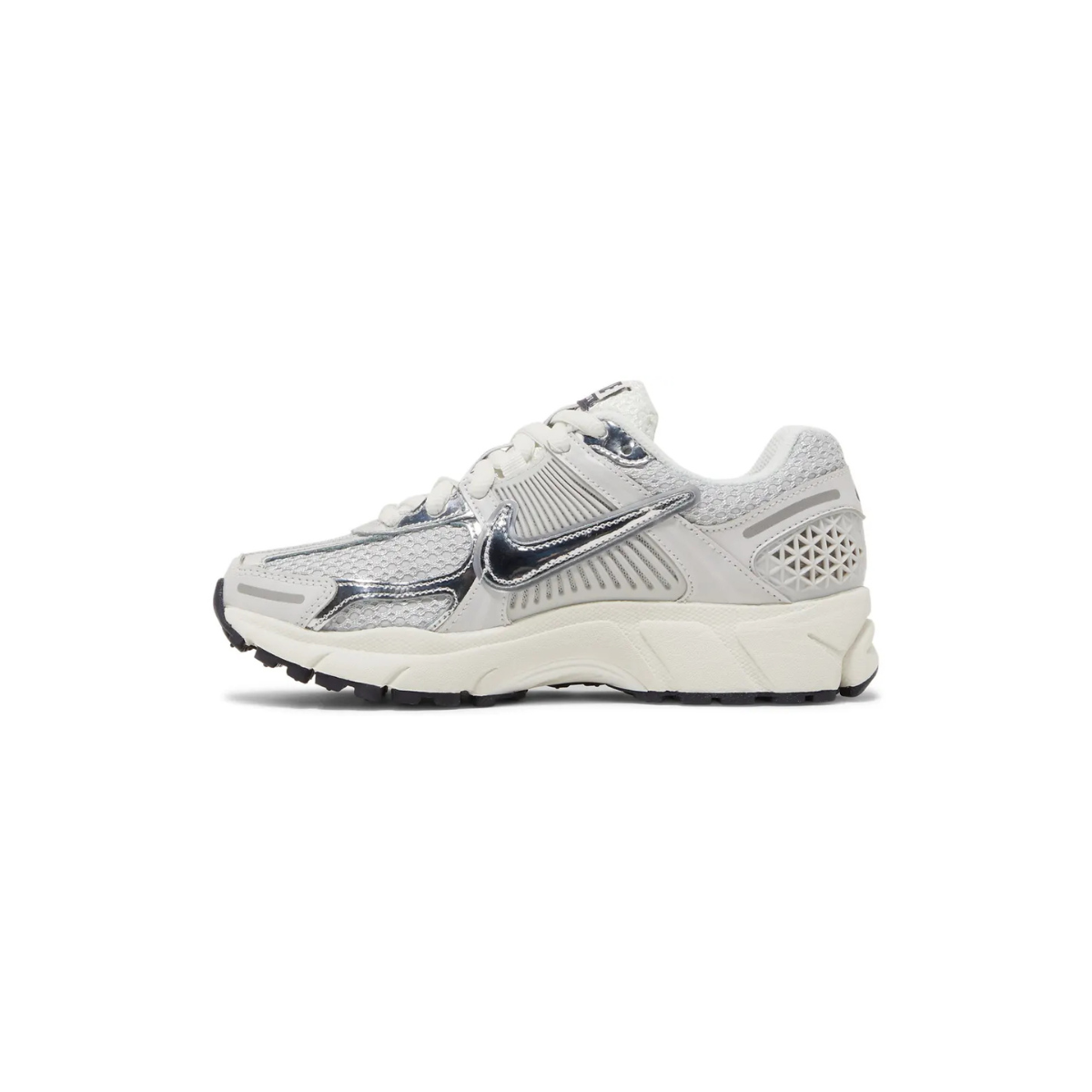 NIKE WMNS AIR ZOOM VOMERO 5 'PHOTON DUST METALLIC SILVER'