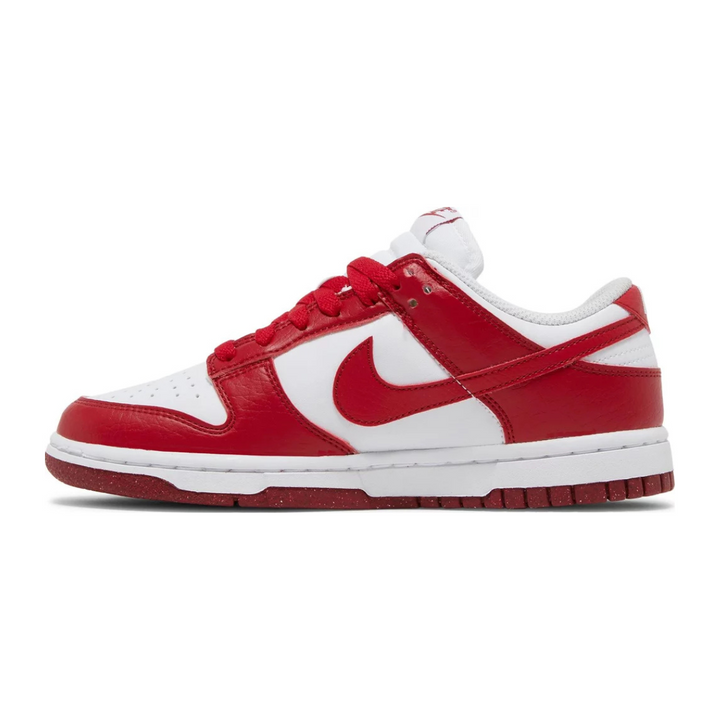 Wmns Dunk Low Next Nature 'Gym Red'